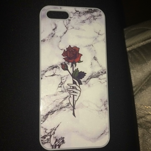 idk Other - iPhone 5s phone case never used got wrong size